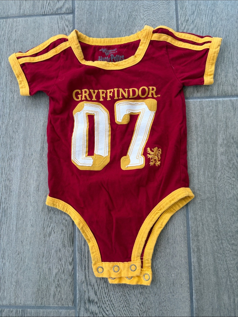 Warner Bros. Harry Potter Infant Top - Red & Yellow